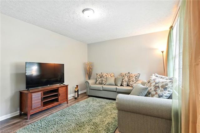 304 Roanoke Street, Reidsville, NC 27360