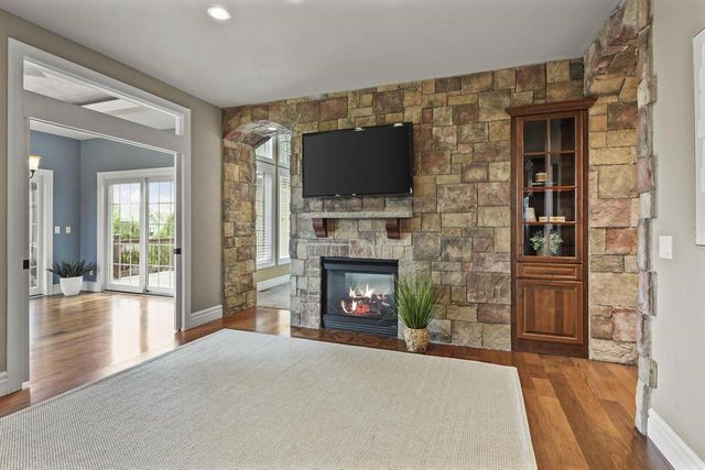 640 Rinpoche Lane, Oregon, WI 53575