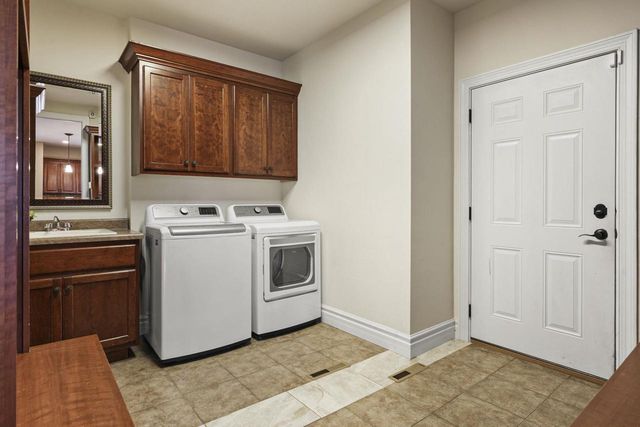 640 Rinpoche Lane, Oregon, WI 53575