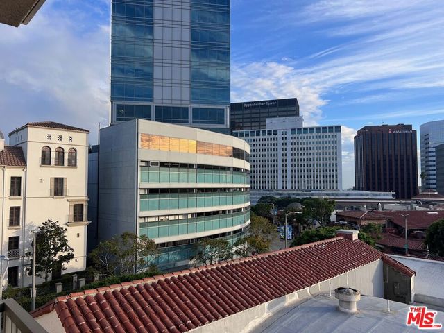 1040 Glendon Avenue 4206, Los Angeles, CA 90024