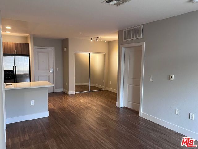 1040 Glendon Avenue 4206, Los Angeles, CA 90024