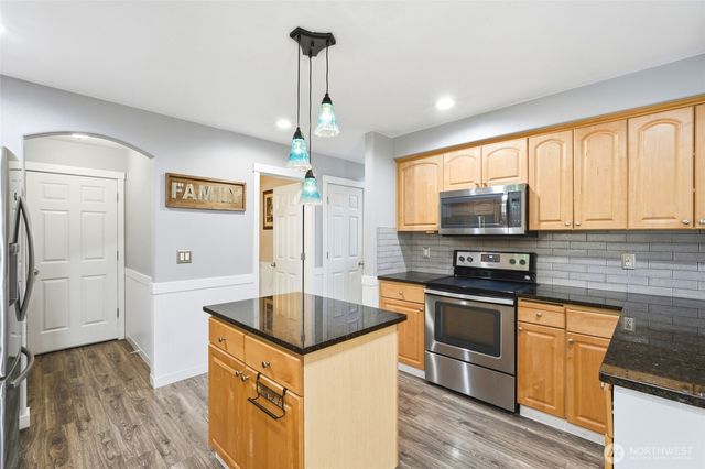 13827 Dogwood Court, Sultan, WA 98294
