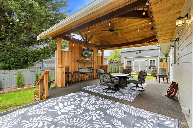 13827 Dogwood Court, Sultan, WA 98294