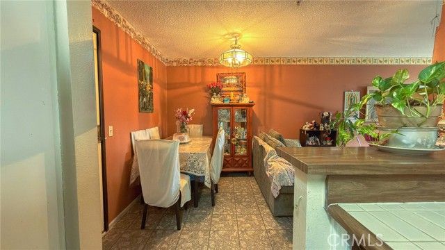 700 W 3rd 314, Santa Ana, CA 92701