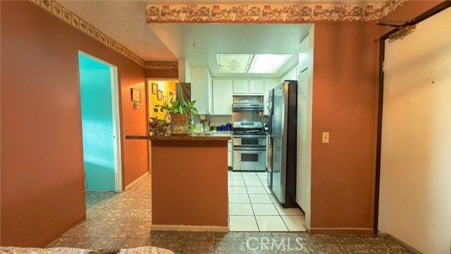 700 W 3rd 314, Santa Ana, CA 92701
