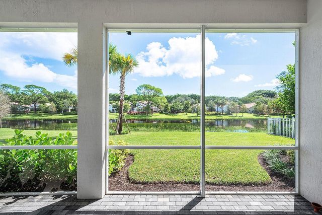 349 Geillis Path, Delray Beach, FL 33445