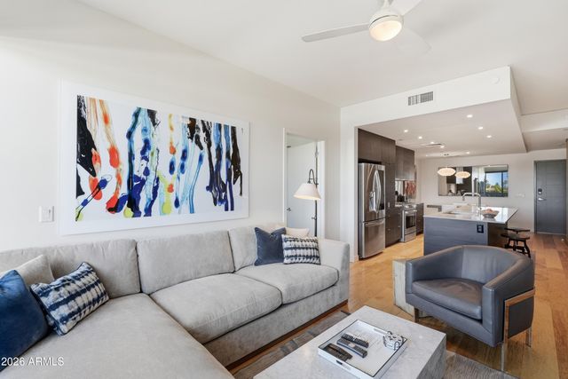 2300 E Campbell Avenue Unit 318, Phoenix, AZ 85016
