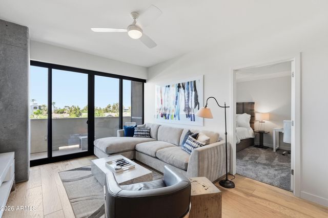 2300 E Campbell Avenue Unit 318, Phoenix, AZ 85016