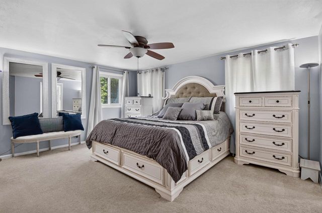 418 Jonathon DRIVE, Racine, WI 53402