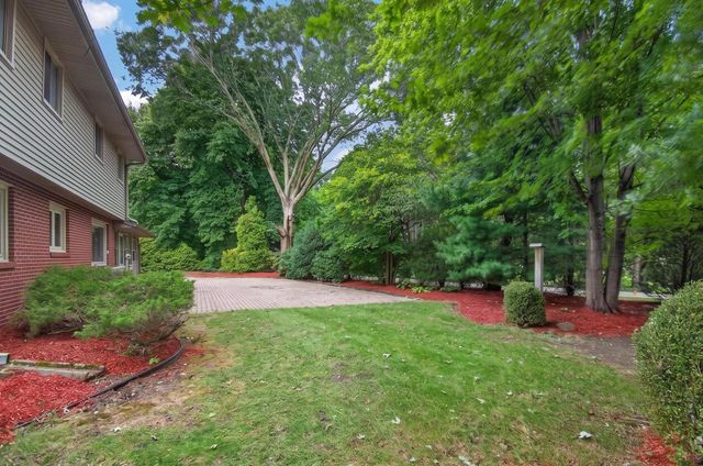 418 Jonathon DRIVE, Racine, WI 53402
