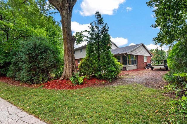 418 Jonathon DRIVE, Racine, WI 53402