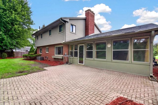418 Jonathon DRIVE, Racine, WI 53402