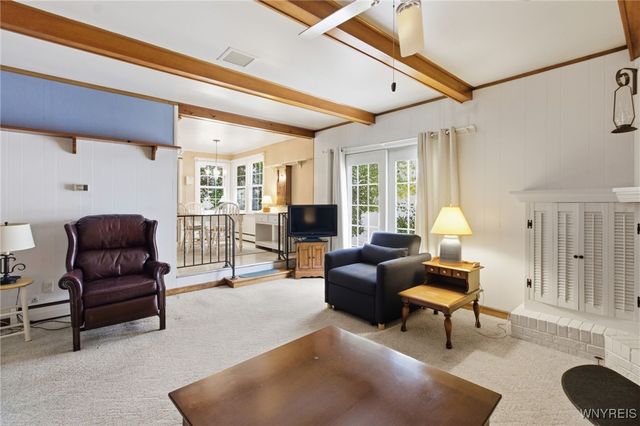 90 Swanson Terrace, Amherst, NY 14221