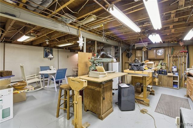 90 Swanson Terrace, Amherst, NY 14221