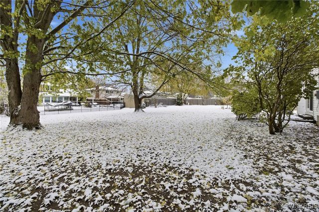 90 Swanson Terrace, Amherst, NY 14221