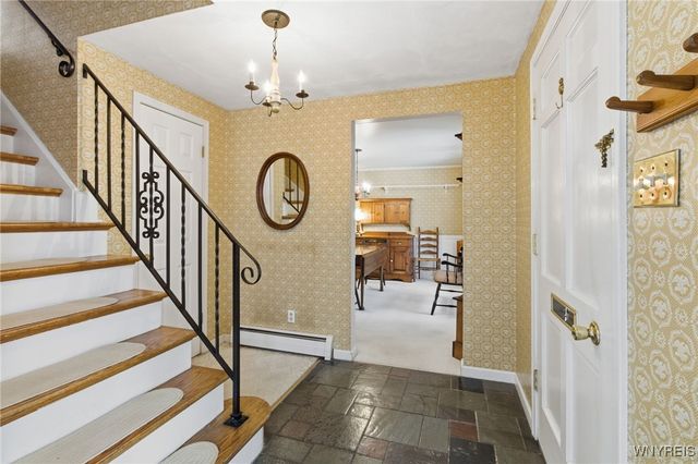 90 Swanson Terrace, Amherst, NY 14221