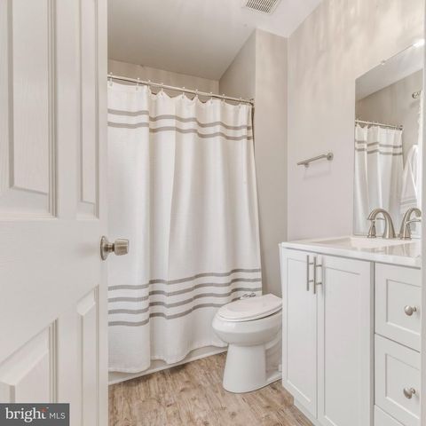 340 LINCOLN AVE, Bellmawr, NJ 08031