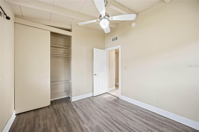 2715 INGOT PLACE, Sarasota, FL 34235