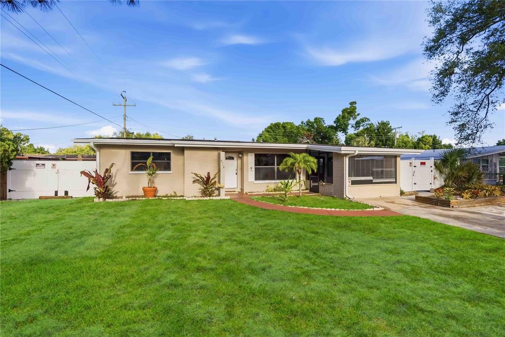 2715 INGOT PLACE, Sarasota, FL 34235