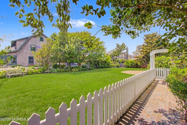 634 East Avenue, Bay Head, NJ 08742