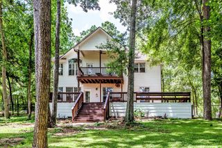 1801 Camellia Court, Huntsville, TX 77340