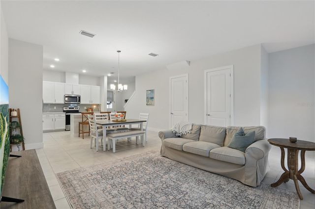 1462 BROOKDALE COURT, Oviedo, FL 32765