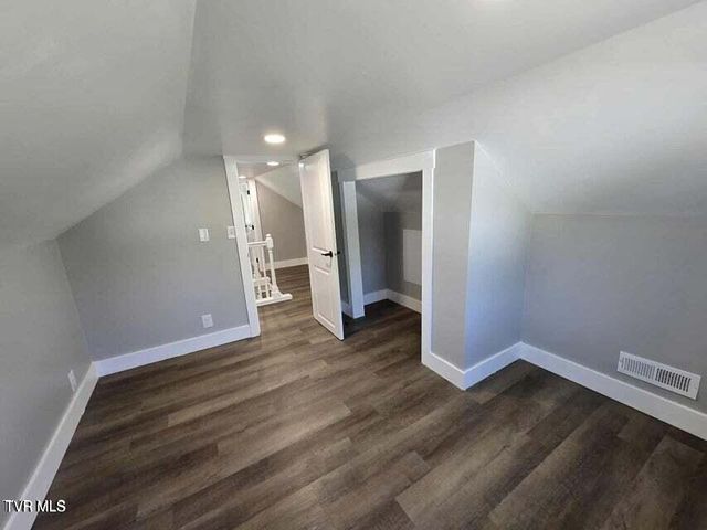 1100 King Springs Road, Johnson City, TN 37601