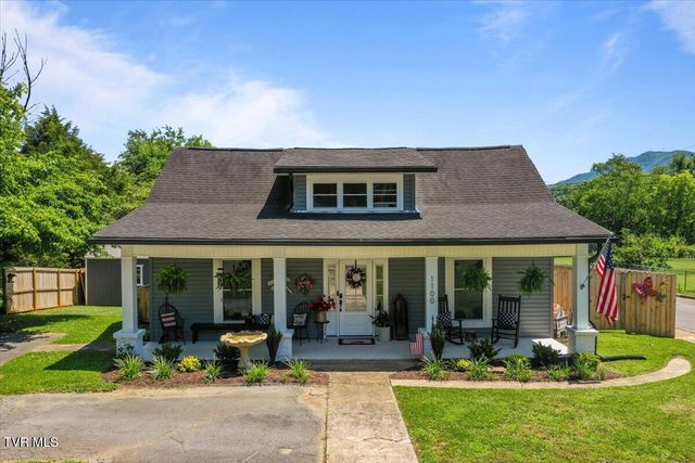 1100 King Springs Road, Johnson City, TN 37601