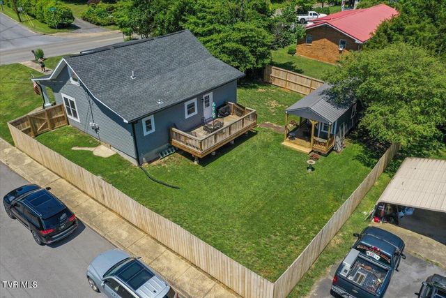 1100 King Springs Road, Johnson City, TN 37601