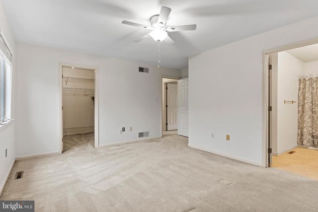 1724 CREEK VISTA DR, New Cumberland, PA 17070