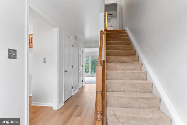 1724 CREEK VISTA DR, New Cumberland, PA 17070