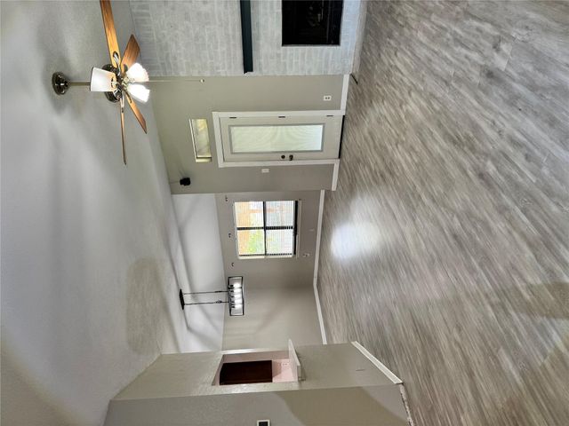 1000 Twin Creek DR, Pflugerville, TX 78660