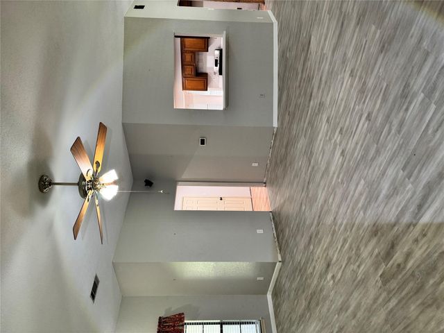1000 Twin Creek DR, Pflugerville, TX 78660