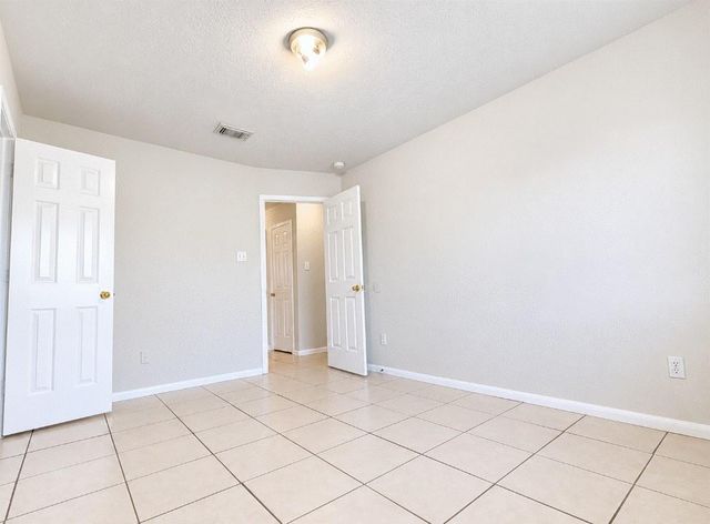 7015 Biton Drive, Houston, TX 77083