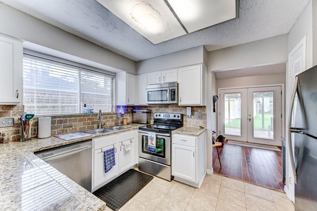 2507 Whispering Springs Drive, Spring, TX 77373