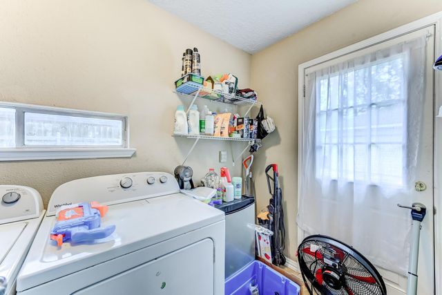 2507 Whispering Springs Drive, Spring, TX 77373