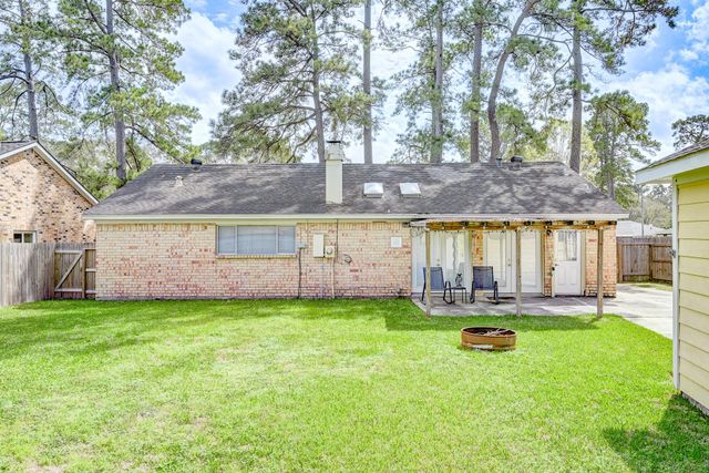 2507 Whispering Springs Drive, Spring, TX 77373