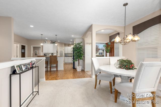 7443 Watermark Drive 32, Allendale, MI 49401