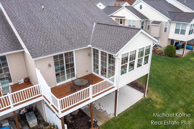 7443 Watermark Drive 32, Allendale, MI 49401