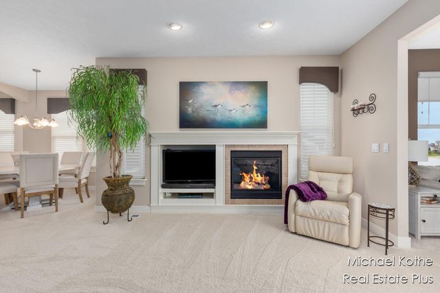 7443 Watermark Drive 32, Allendale, MI 49401