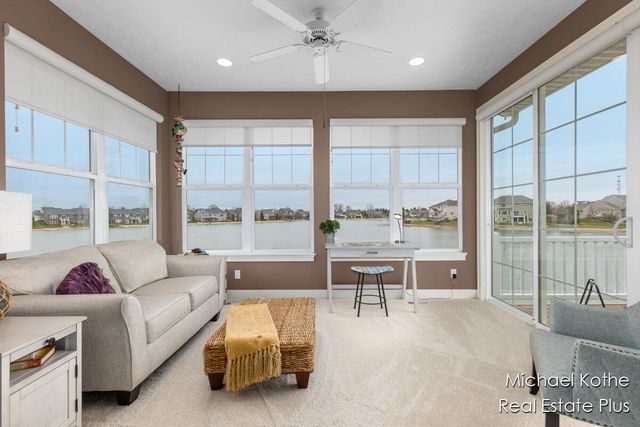 7443 Watermark Drive 32, Allendale, MI 49401