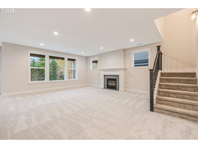 17747 Nw Layla Dr Lot 7, Portland, OR 97229