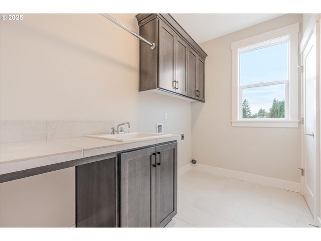 17747 Nw Layla Dr Lot 7, Portland, OR 97229