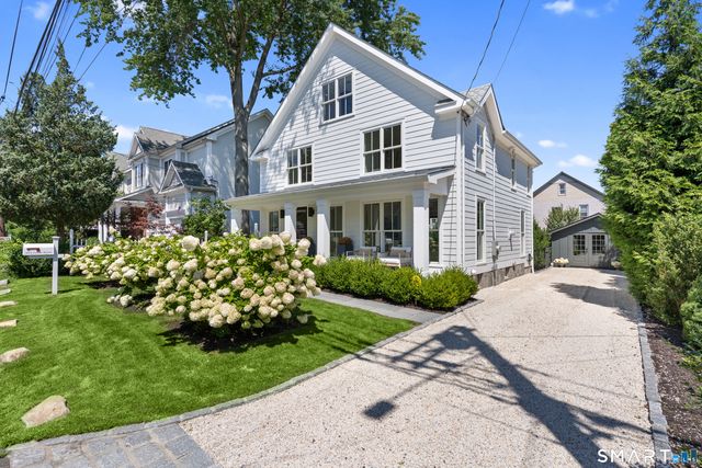 624 Center Street, Fairfield, CT 06890