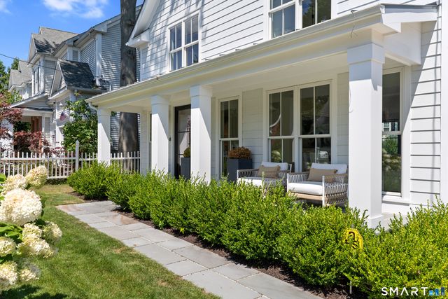624 Center Street, Fairfield, CT 06890