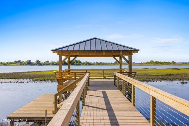 76 Solstice Way, Hampstead, NC 28443