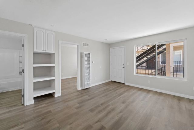 239 50Th St 33, San Diego, CA 92102