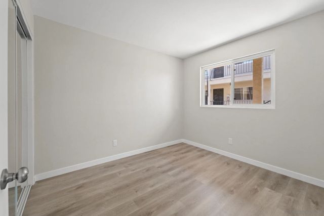 239 50Th St 33, San Diego, CA 92102