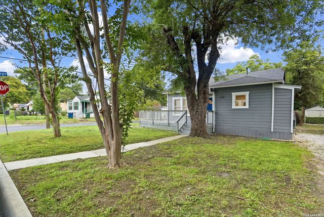 1502 W Elsmere, San Antonio, TX 78201