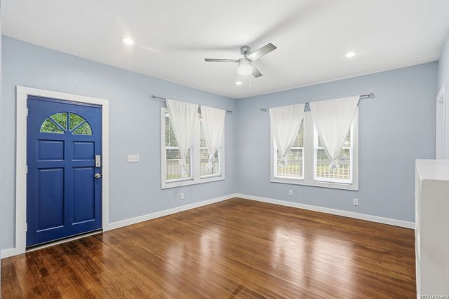 1502 W Elsmere, San Antonio, TX 78201